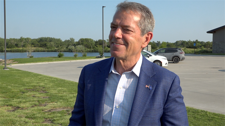 Pillen praises majority of Unicameral, urges holdouts to support ...