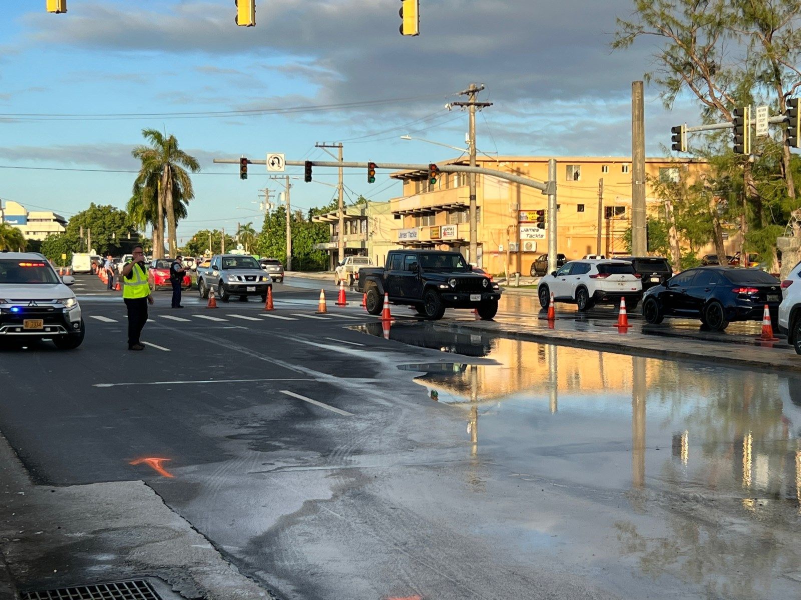 Southbound lane now open following water leak along Route 1