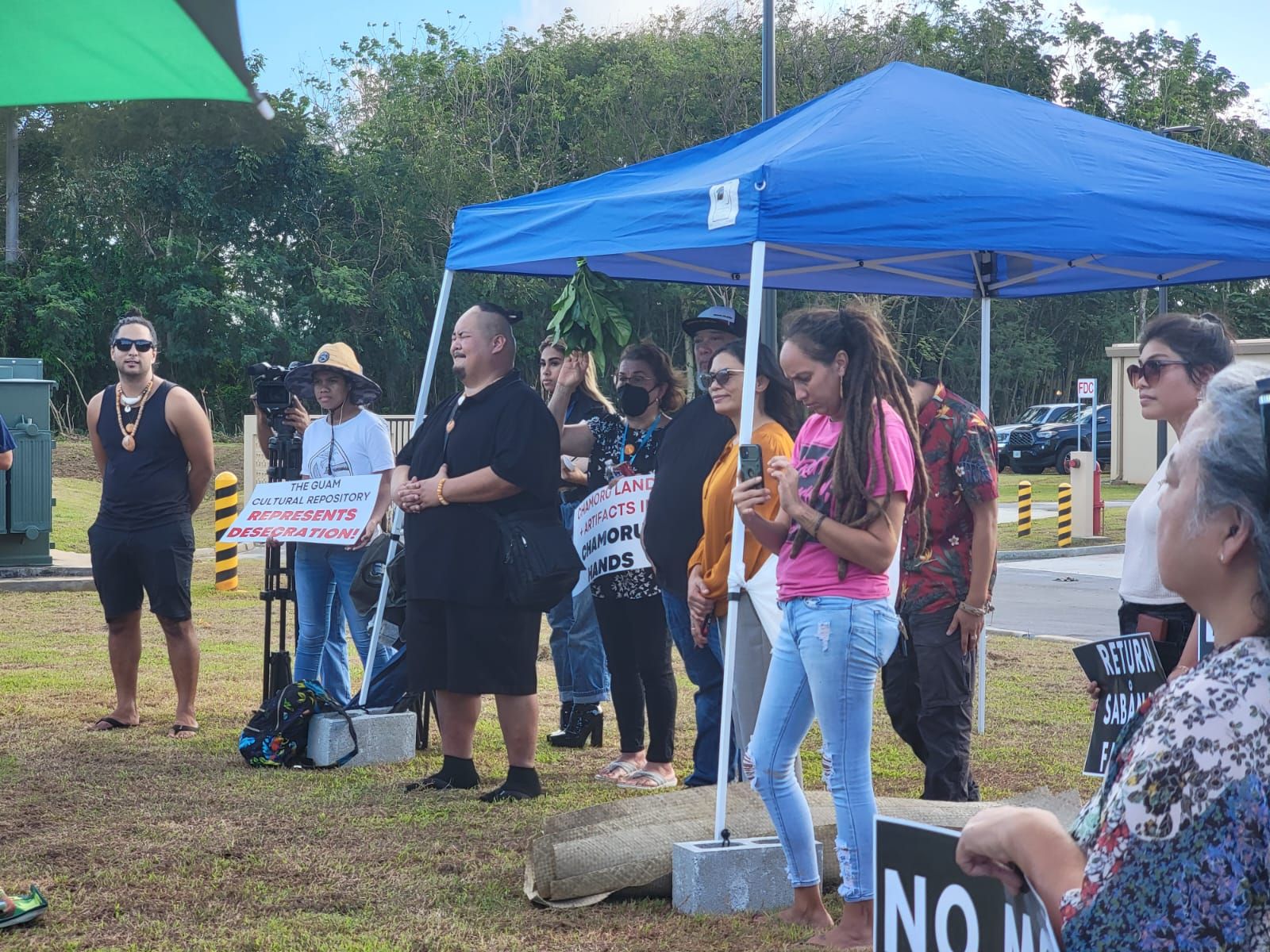 Activist group protests JRM's open house at cultural repository