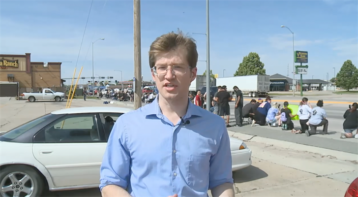 Protesters Begin To Gather In Columbus