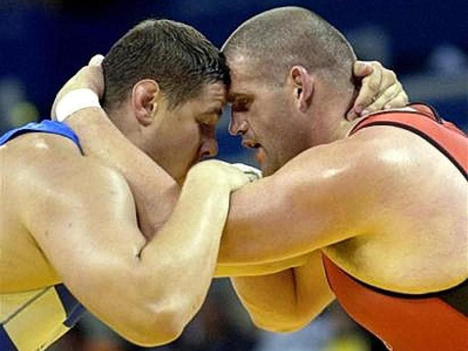 Former Husker wrestler Rulon Gardner attempting comeback