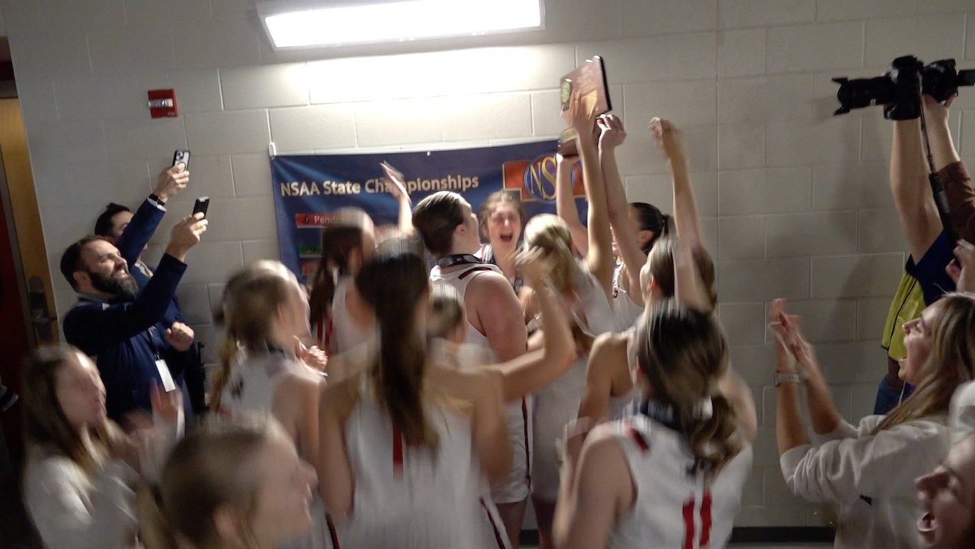 Pender's electric shooting pushes Pendragons to third straight state title