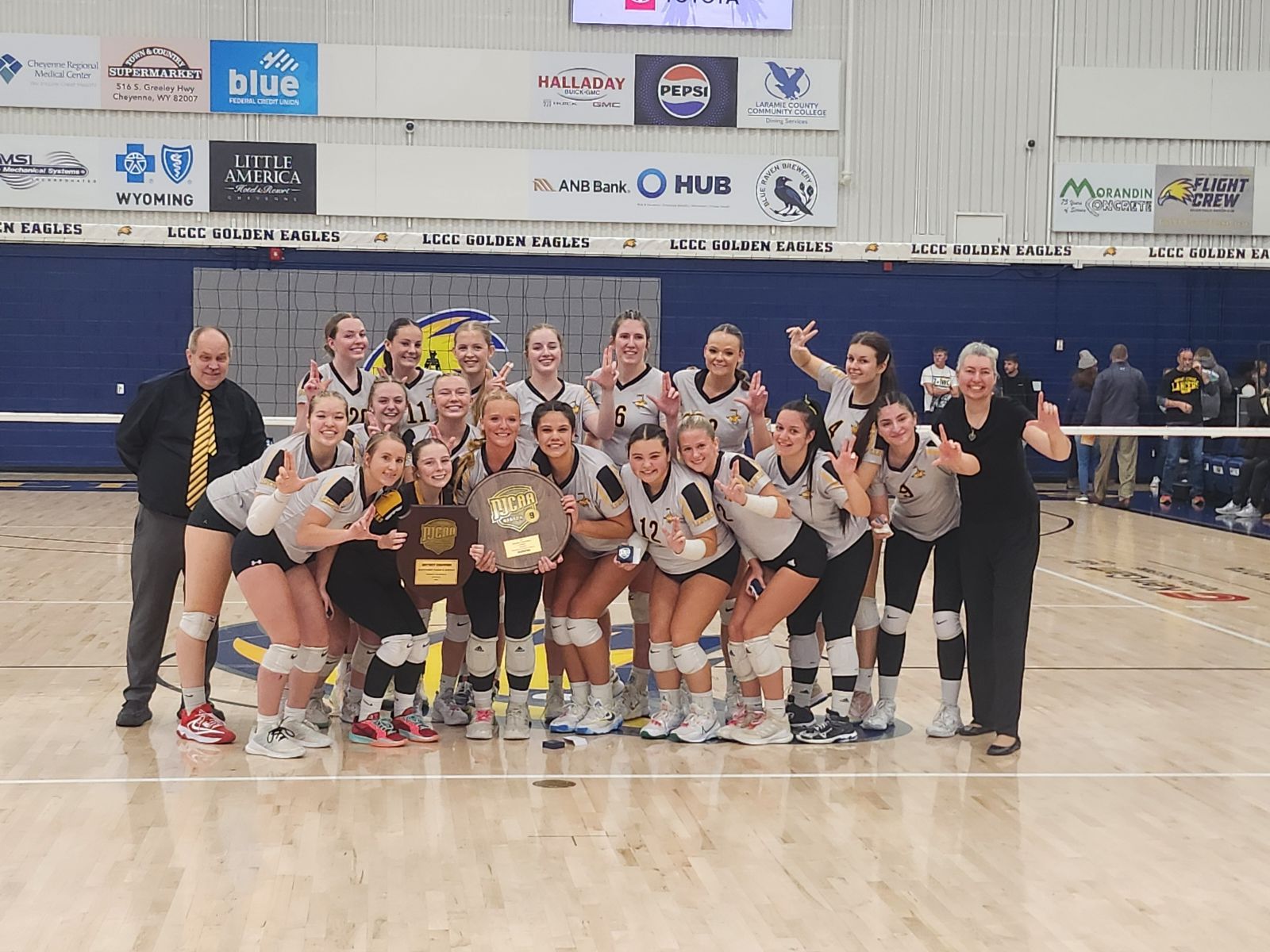 WNCC volleyball stays alive at regional tourney
