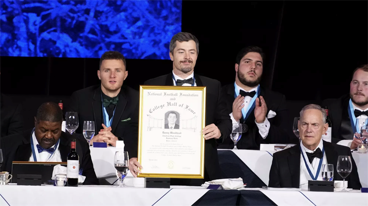 Danny Woodhead joins College Football Hall of Fame